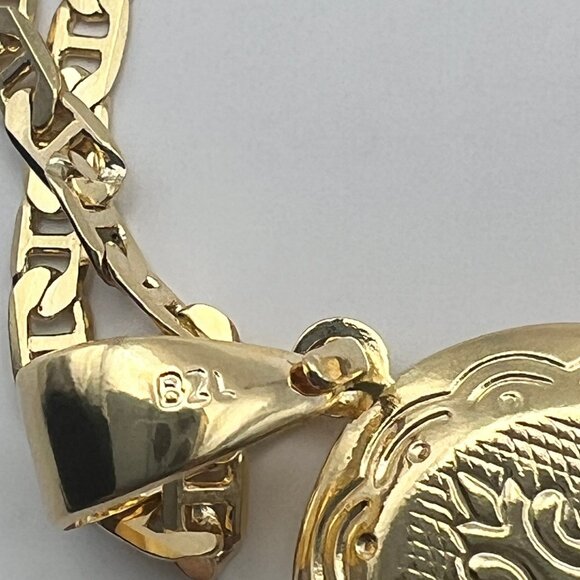 Beautiful BZL Locket and chain - Picture 7 of 12